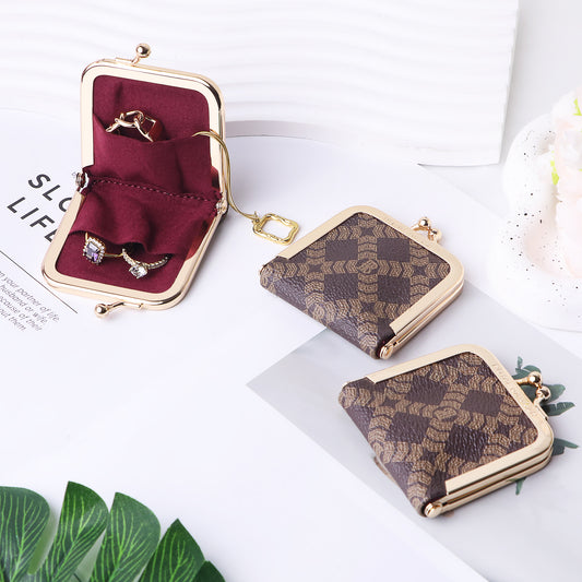8120 Slim Canvas Jewelry & Coin Case